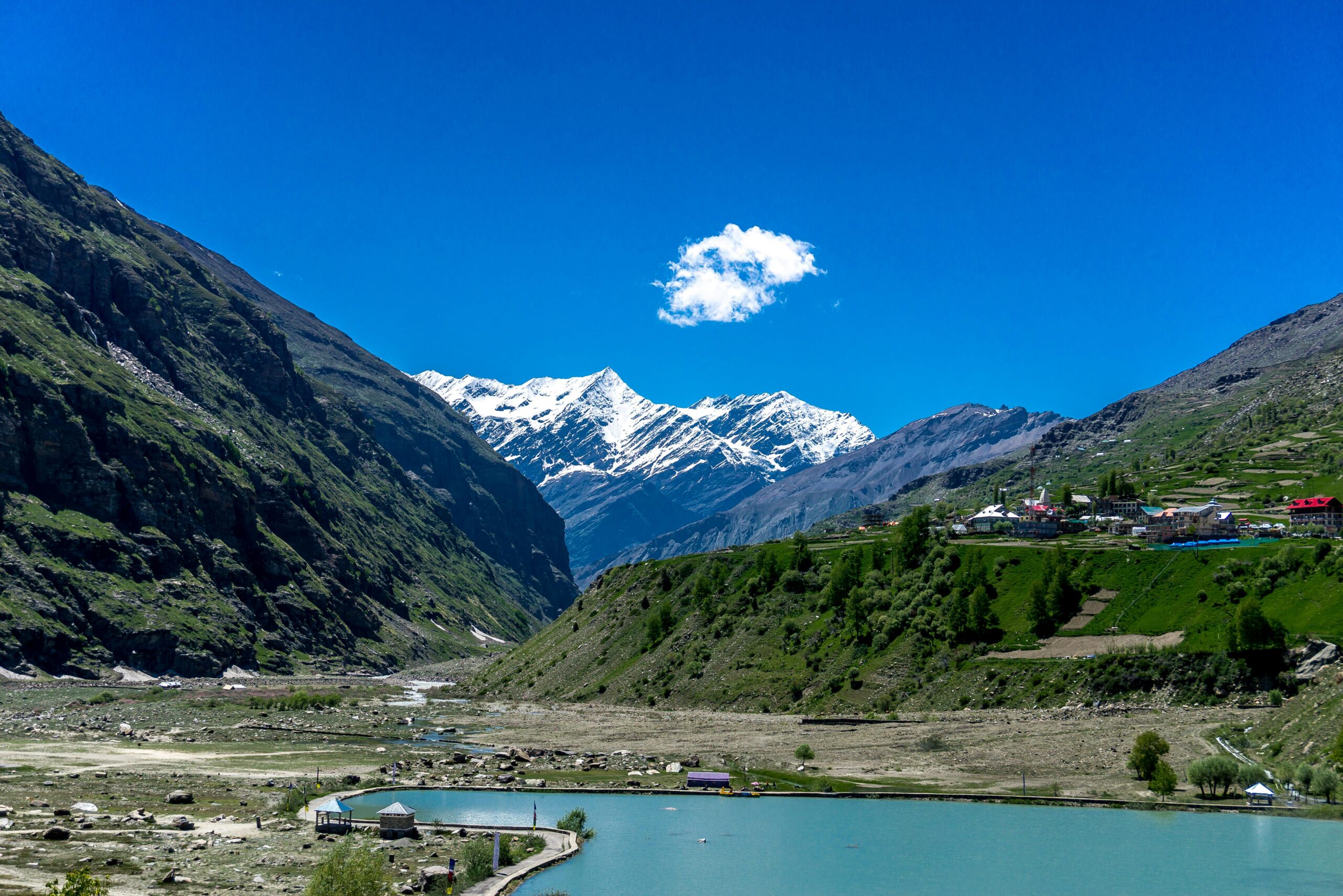 Sissu Lake: A Serene Himalayan Lake in Lahaul-Spiti